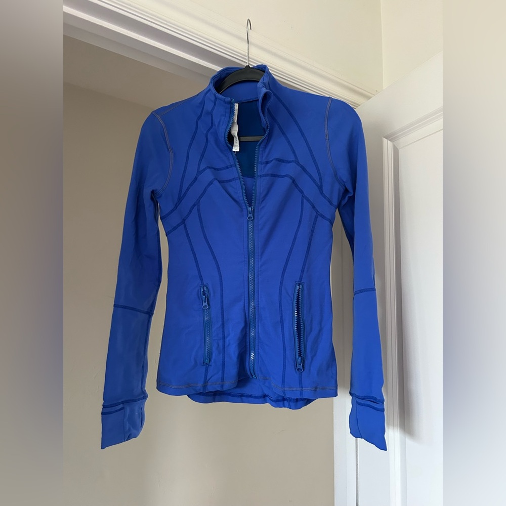 Lululemon define jacket size 6